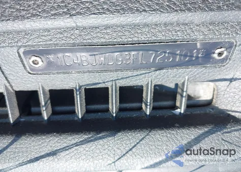 2015 Jeep Wrangler Unlimited Sport из США, поврежденный, VIN 1C4BJWDG3FL725101